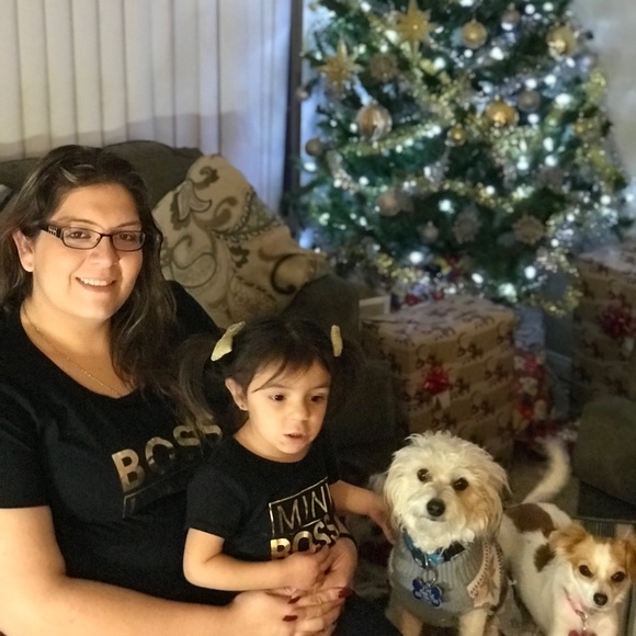 Meet your Posher, Janet - Picture 1 of 1